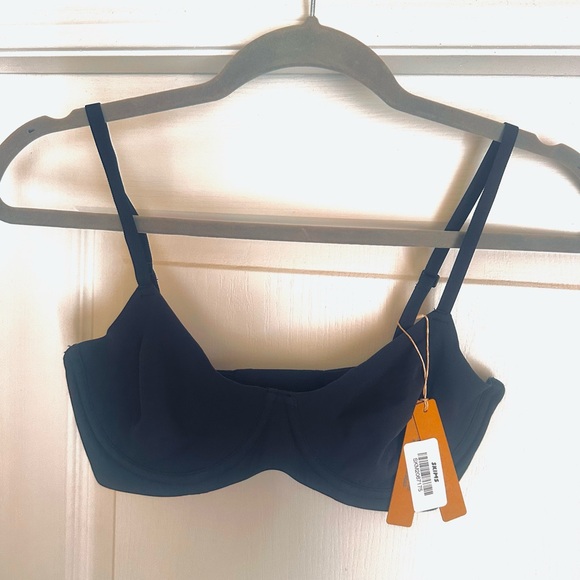 Skims bra BNWT - Picture 2 of 2